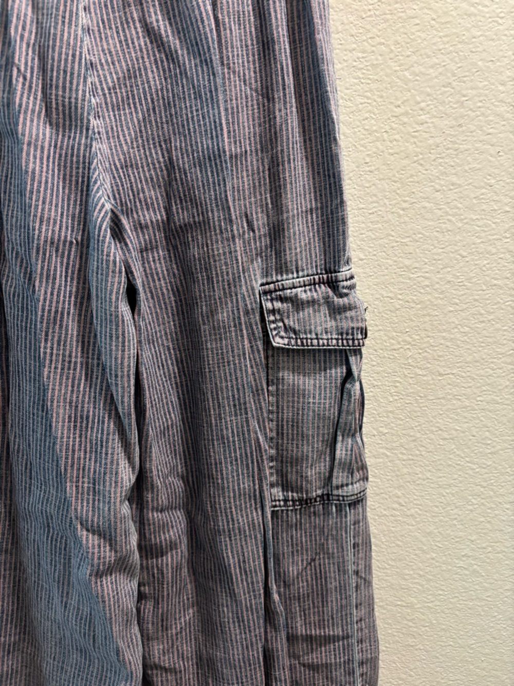 Billy T Soft Stripe Cargo Pants, size XS - Picture 8 of 9